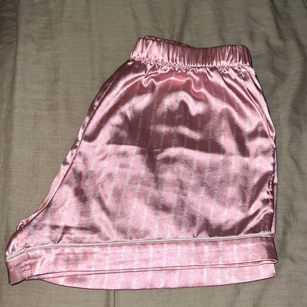 Silk lounge shorts